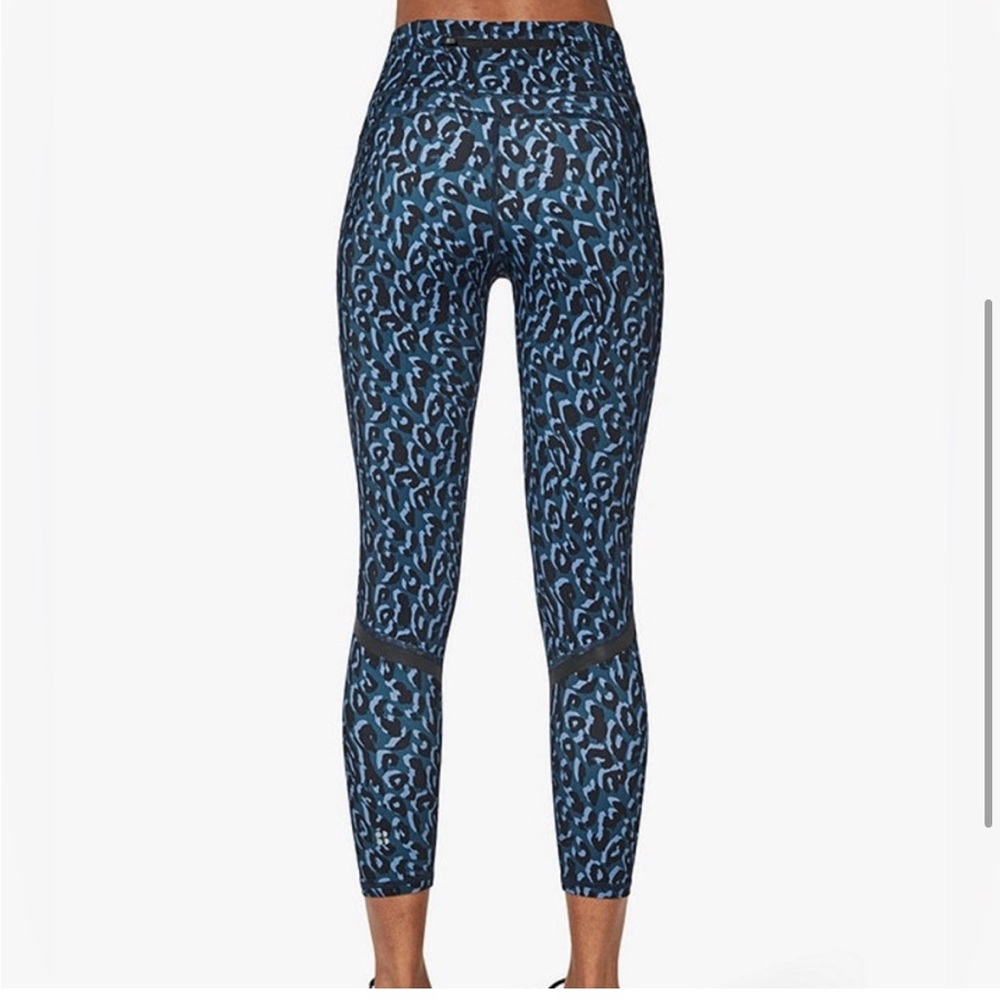 Sweaty Betty Zero Gravity 7/8 Running Leggings Blue Leopard Print Size Medium